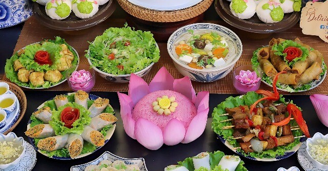 Mẹ đảm gợi ý mâm cỗ chay cúng Rằm tháng 7 - Lễ Vu Lan vừa ngon lại đẹp mắt