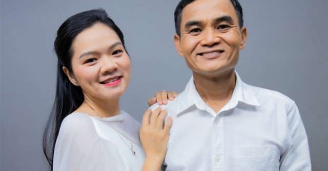 "Cua" em gái kém 12 tuổi của bạn thân, anh chàng có được hôn nhân như ý