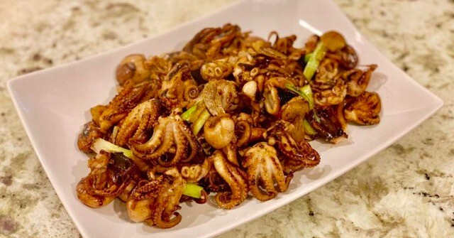 Đi chợ gặp con nhiều chân này mua ngay, đem về xào vừa ngon lại có thể kéo dài tuổi thọ