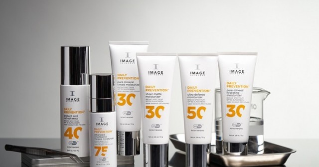 “Tấm khiên” bảo vệ da ngày hè của kem chống nắng Exosome Imageskincare Daily Prevention