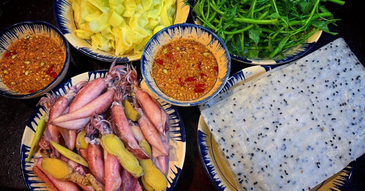 Mực hấp cuốn rau muống đang siêu hot, cuối tuần rảnh rỗi chị em hãy thử ngay