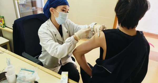 Nam giới nào không nên tiêm vắc xin HPV?