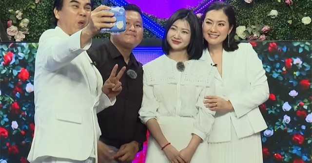 Gái xinh chưa từng yêu, lần đầu hẹn hò gặp đúng "chân ái"