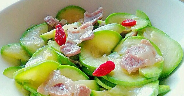 Quả này rẻ nhưng là kho dinh dưỡng thiên nhiên, xào với thịt vừa ngon lại bổ dưỡng, trôi cơm