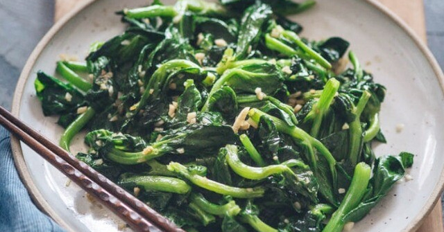 Loại cây tưởng trồng chỉ để lấy hạt hóa ra ngọn ăn rất ngon, dưỡng gan, thải độc, gặp thì mua ngay kẻo phí