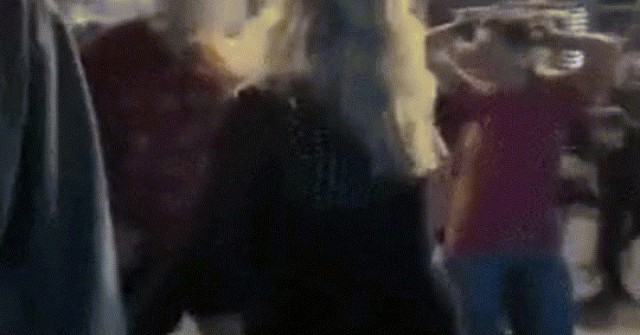 Video cô gái hành động bất ngờ khi gặp người yêu phản bội nhận 20 triệu lượt xem