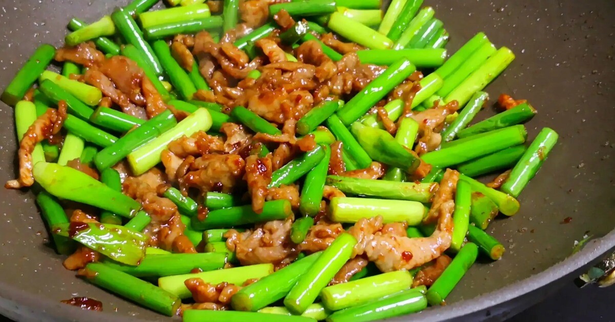 Vào thu trời mát mẻ, nấu ngay 14 mâm cơm ngon này cả nhà ăn không muốn dừng đũa