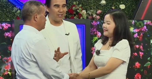 Nàng hai đời chồng làm lay động trái tim chàng quản lý chợ