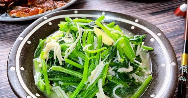 Hai rau này xào chung với nhau ăn ngon chẳng cần đến thịt, vừa dễ nấu lại tốt cho gan