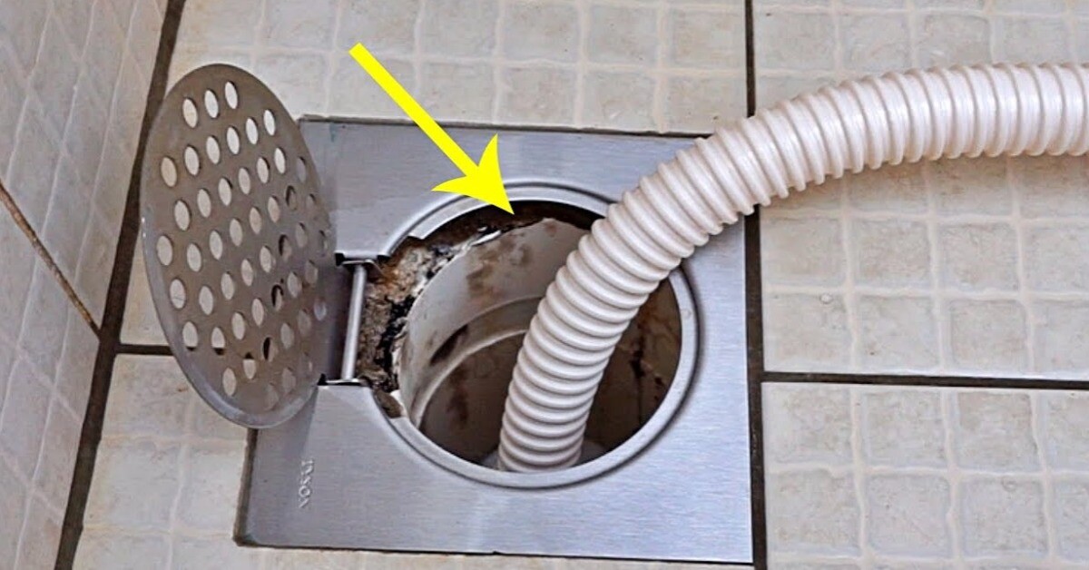 Tại sao không nên cắm ống thoát nước máy giặt vào thẳng ống thoát sàn? Đây là 3 lý do