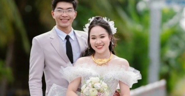 Thuê sân hàng xóm 1 năm, chàng trai Tiền Giang cưới luôn con gái chủ nhà
