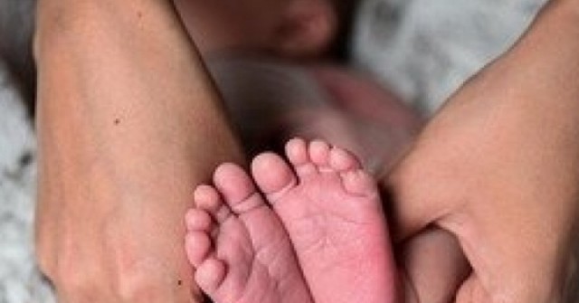 Điều kiện duy nhất để phụ nữ độc thân ở Việt Nam được làm IVF sinh con